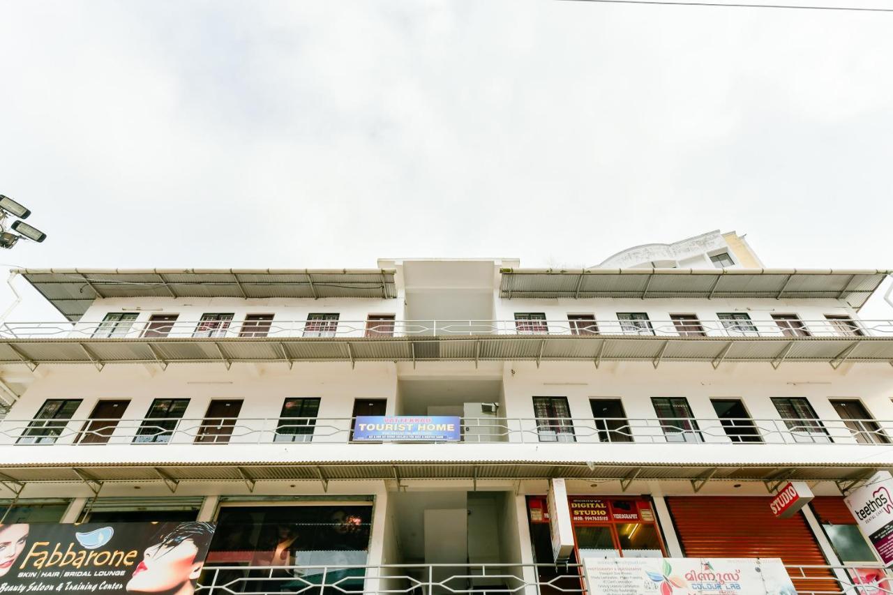 Spot On 39480 Vattekad Tourist Home 卡卡纳德 外观 照片